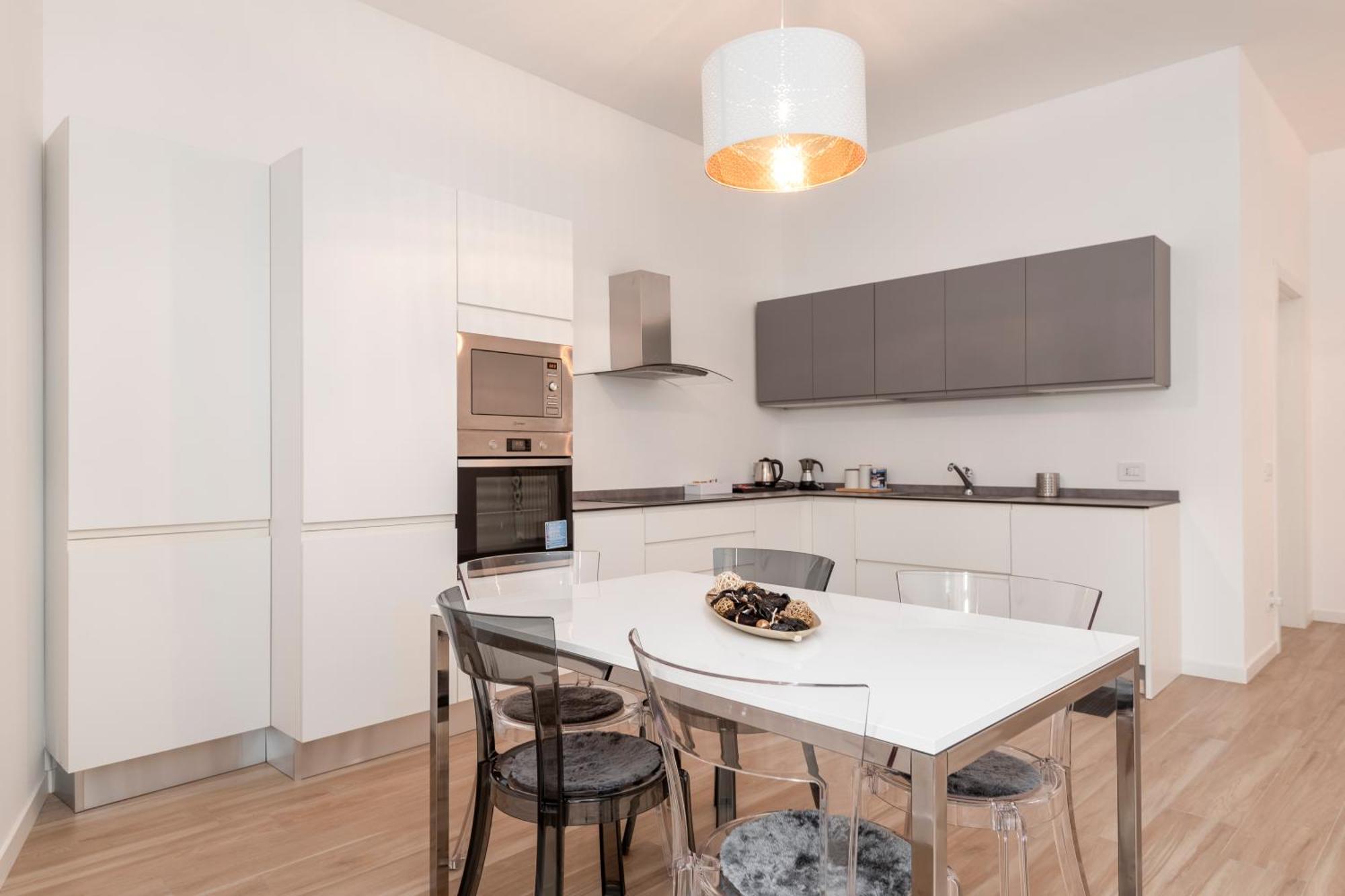 Tree Apartment Bg แบร์กาโม ภายนอก รูปภาพ