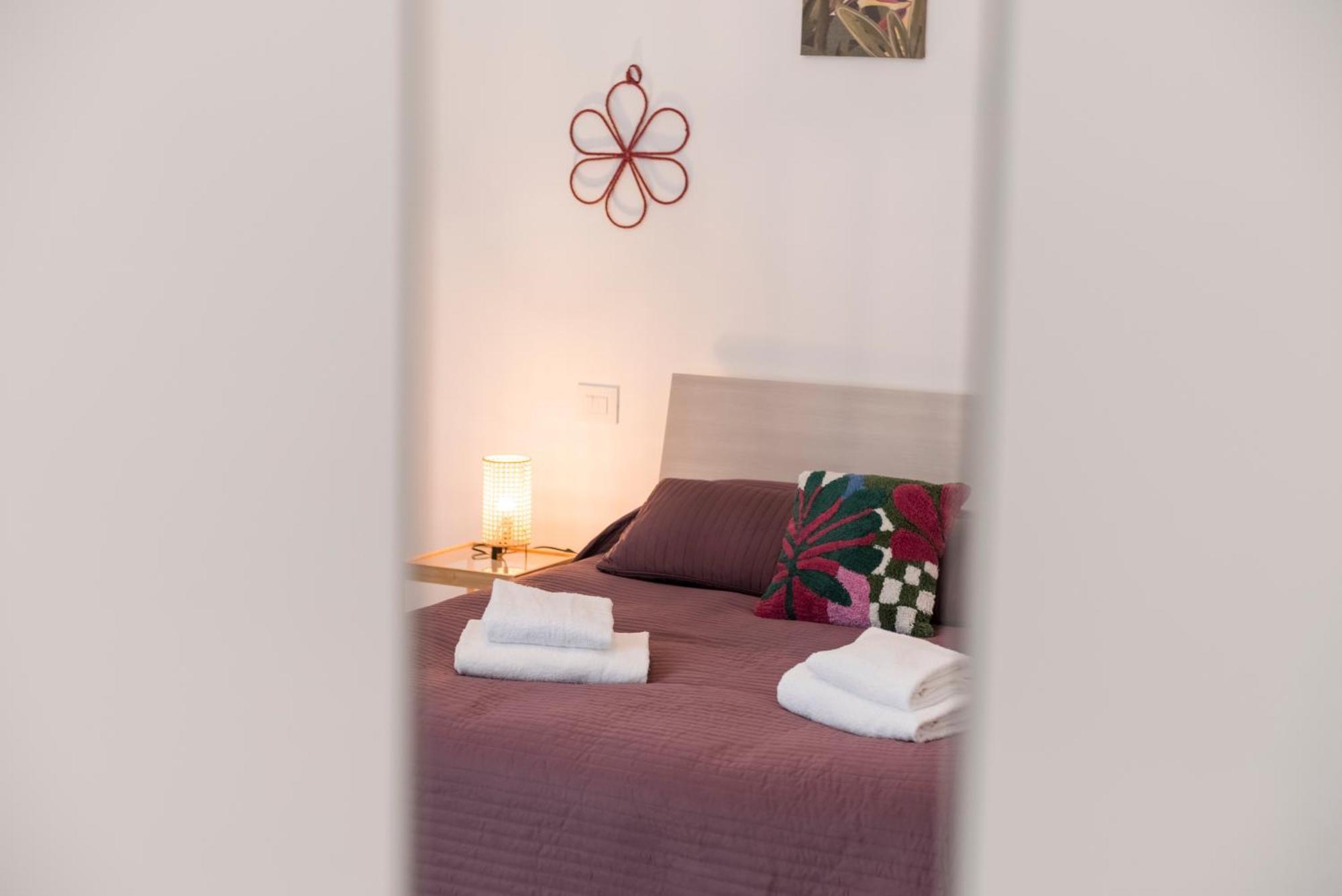 Tree Apartment Bg แบร์กาโม ภายนอก รูปภาพ